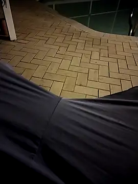 shyguy8569 webkamerás műsora