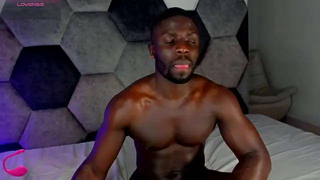 Latrellx7 Live XXX Chat