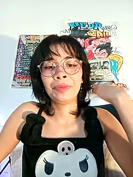 Онлайн чат XXX dolliette24