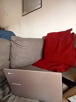 THE_CHEEKY_ALPHA: απευθείας συνομιλία ΧΧΧ