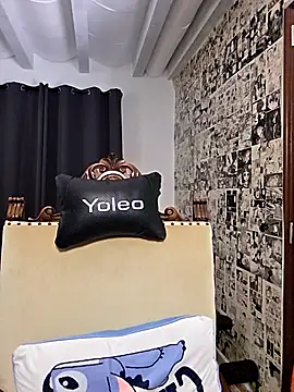 kylie_blck: онлайн-секс-чат