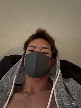 iam_ryu: онлайн-секс-чат