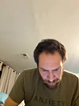 Czat XXX na żywo – SmokingSloth