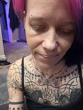 Toxii- Live XXX-Chat