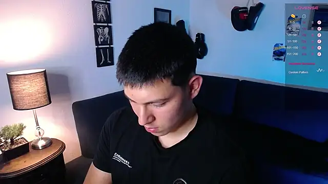 JamesCr_ Show Webcam