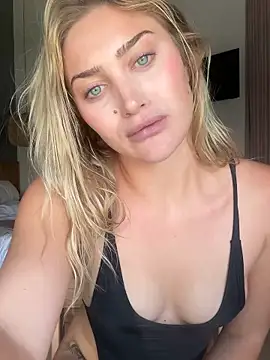 แชท XXX สดของ auriangel