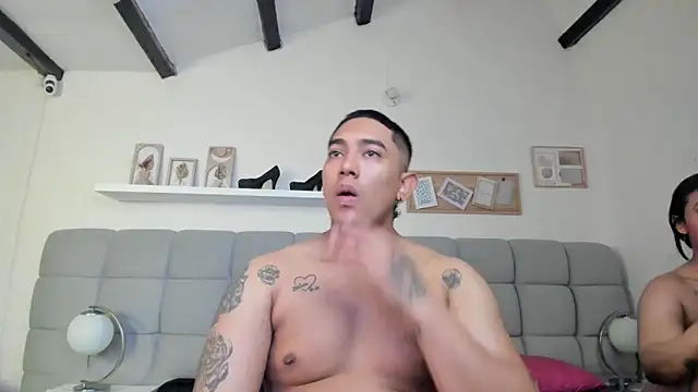 erotic_sins: διαδικτυακό σόου στην κάμερα