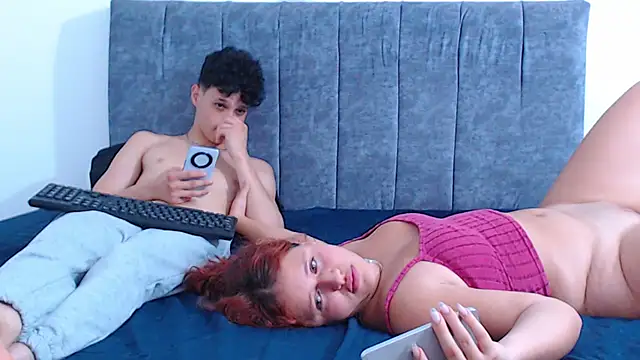 Czat XXX na żywo – hottie_couplee