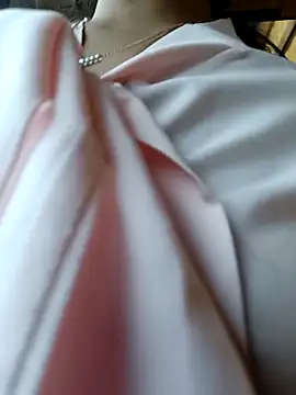 Mimi_sweet1: διαδικτυακό σόου στην κάμερα