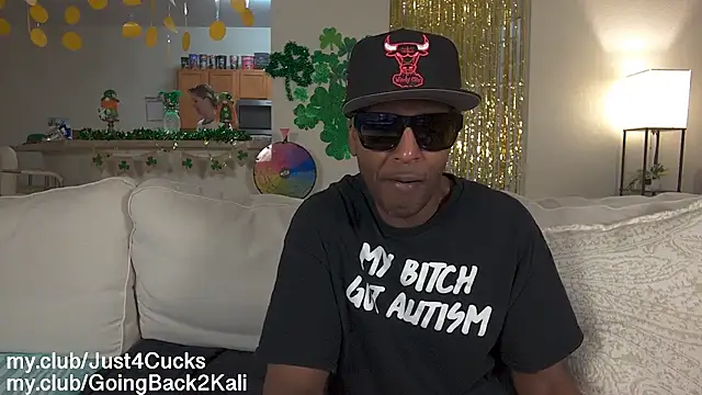 Czat XXX na żywo – boomboomr00m