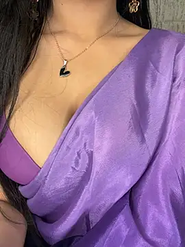 KARISHMA-STRIP Live XXX-Chat