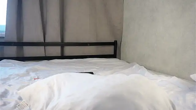 Chatroom XXX en direct de MonetLeitman