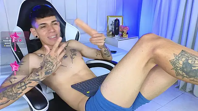 Вебкам-шоу Tommy_valverde