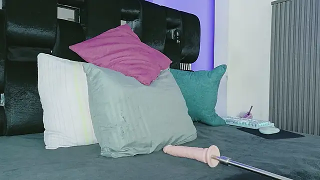 levana1 Live XXX-Chat