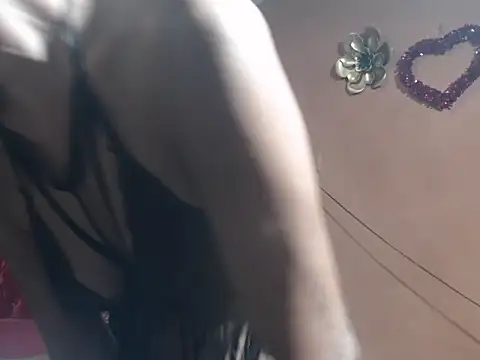 Perla_wondEr: онлайн-секс-чат