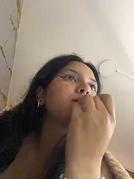 Rosita_forever_'s Live XXX Chat