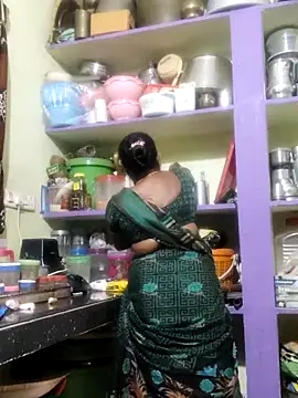 yamini1431 Webcam-Show