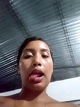 Genesis_18_'s Live XXX Chat