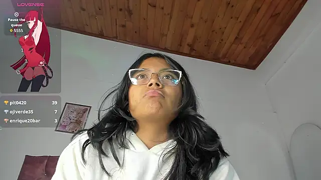 luna_velveth – Live XXX-chat