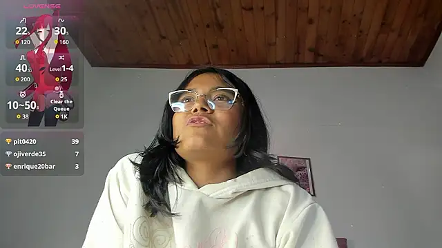 แชท XXX สดของ luna_velveth