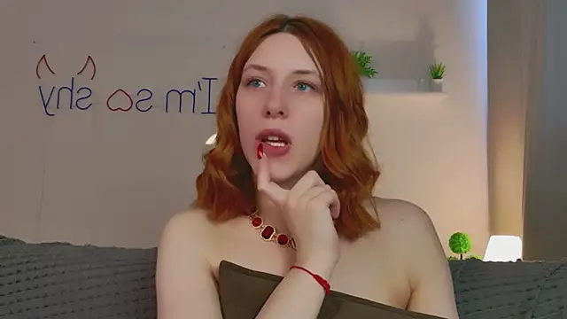 Mikka_Blush webkamerás műsora