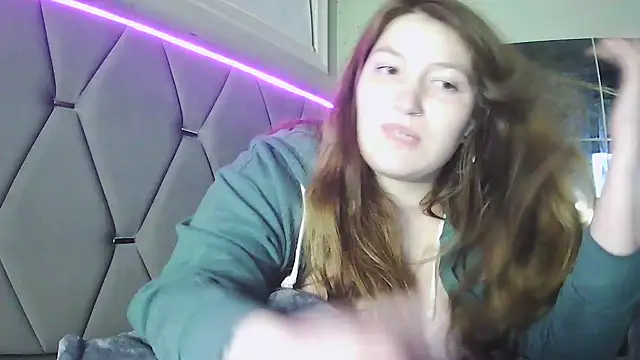 Angelk43 即時 XXX 聊天