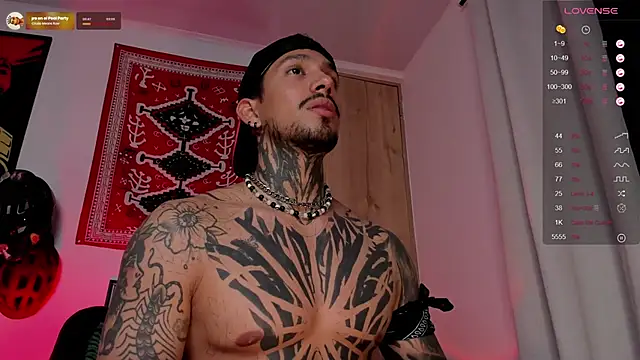 TigerStripes1_のライブXXXチャット