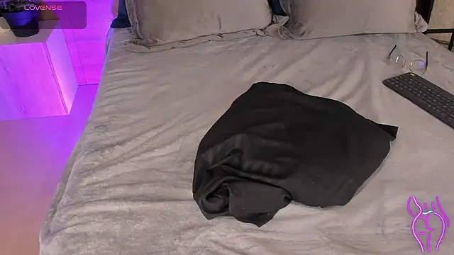 Chat XXX en directo de MiaKay1