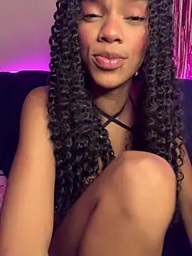 Chatroom XXX en direct de Cammgirlmii