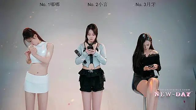 NEW-DAY Chat XXX in diretta