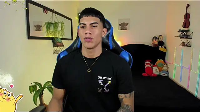 Damian_latinxxx's Webcam Show