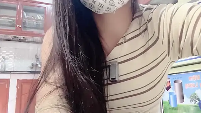 Chat XXX ao vivo de LyLy_Office