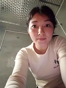 Chat XXX en directo de Asami_6868