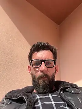 Michel_huge live XXX chat