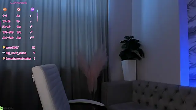 Aria_Mila Adlı Modelin Canlı XXX Sohbeti