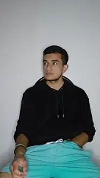 Chatroom XXX en direct de Thick_Cock