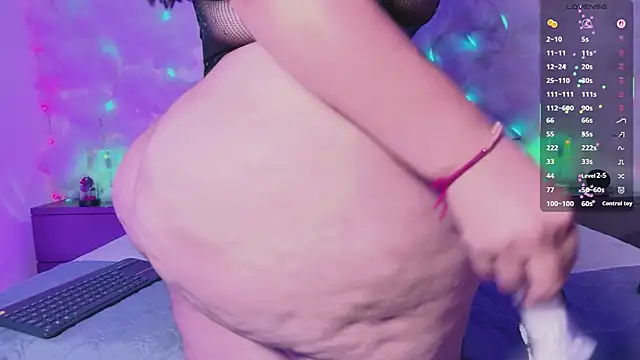 emmajohnss লাইভ XXX চ্যাট