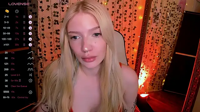 Chat +18 de AnyaTaylor_ ao vivo