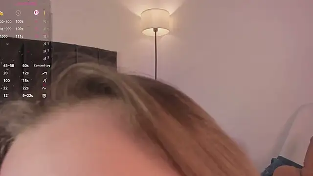 LynnSam_ Chat XXX live