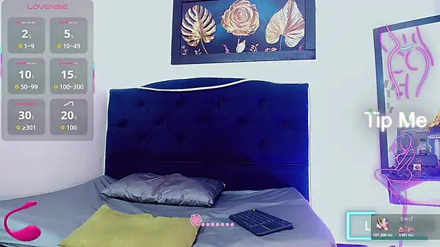 Karlaa_Hernandez_ 网络视讯表演