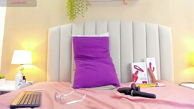 Rachel_Donnelly élő XXX-chatje