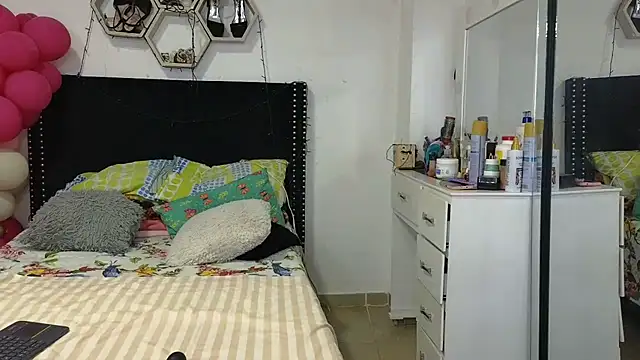 charlotte_077 Obrolan Langsung XXX