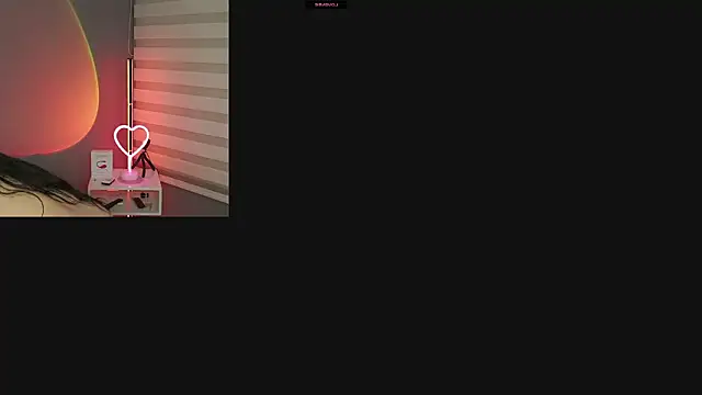 Babymishi Adlı Modelin Canlı XXX Sohbeti