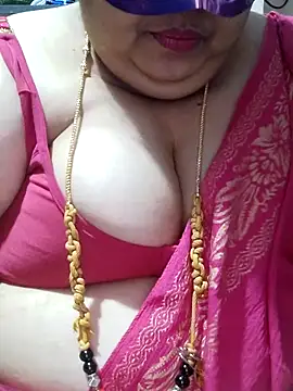 tamilthanushri's Live XXX Chat