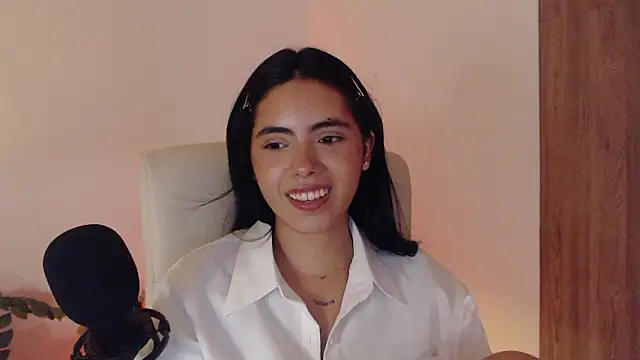 Онлайн чат XXX Mia_lali