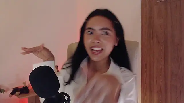 XXX chat uživo modela Mia_lali