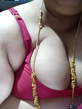 tamilthanushri's Live XXX Chat