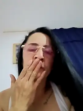 Sex_Annie élő XXX-chatje