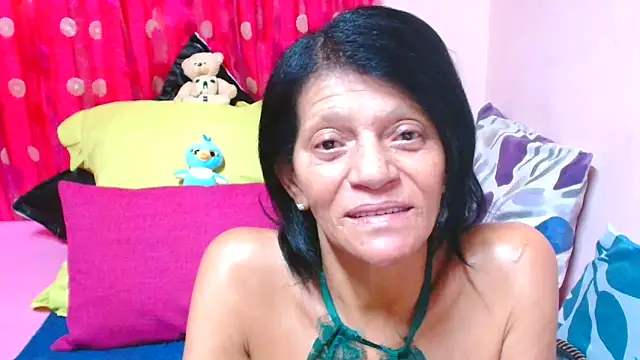 SLUTTYROXY élő XXX-chatje