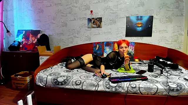 KagamiTayga élő XXX-chatje